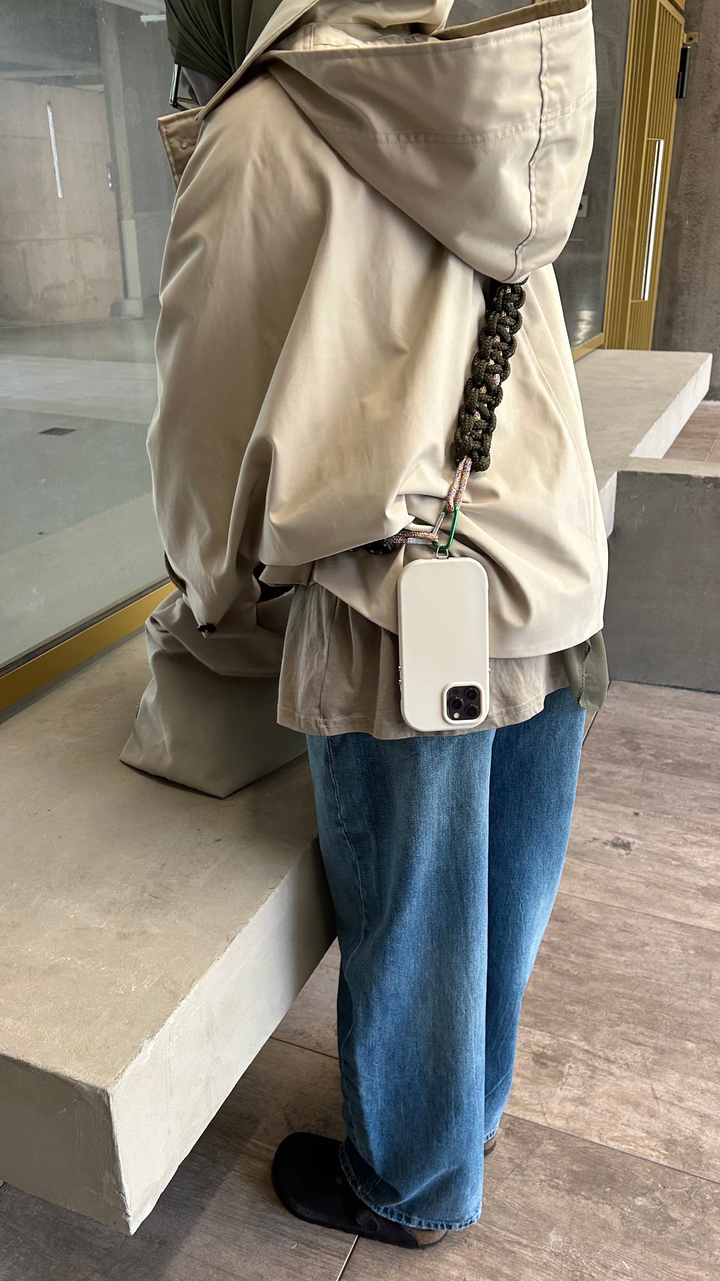 La bandoulière de téléphone