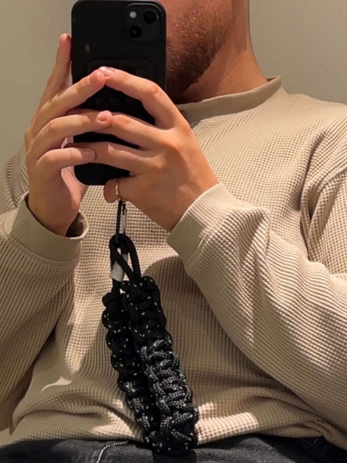 La dragonne de téléphone