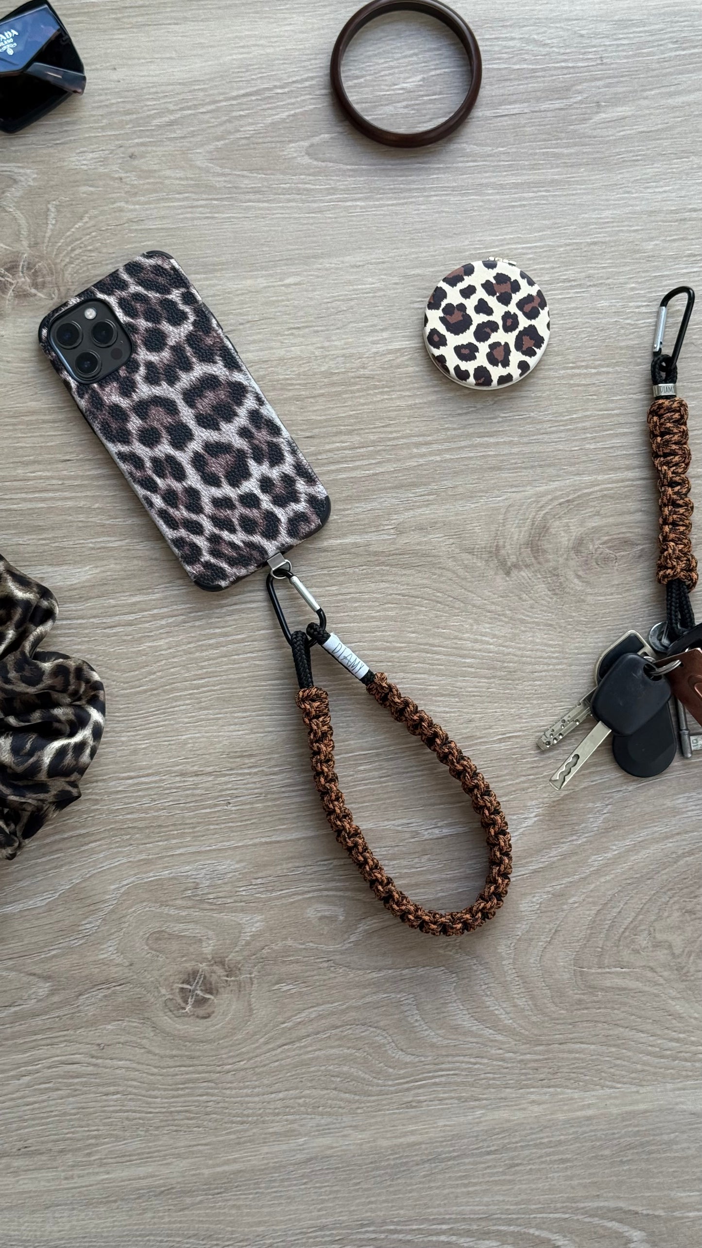 La dragonne de téléphone